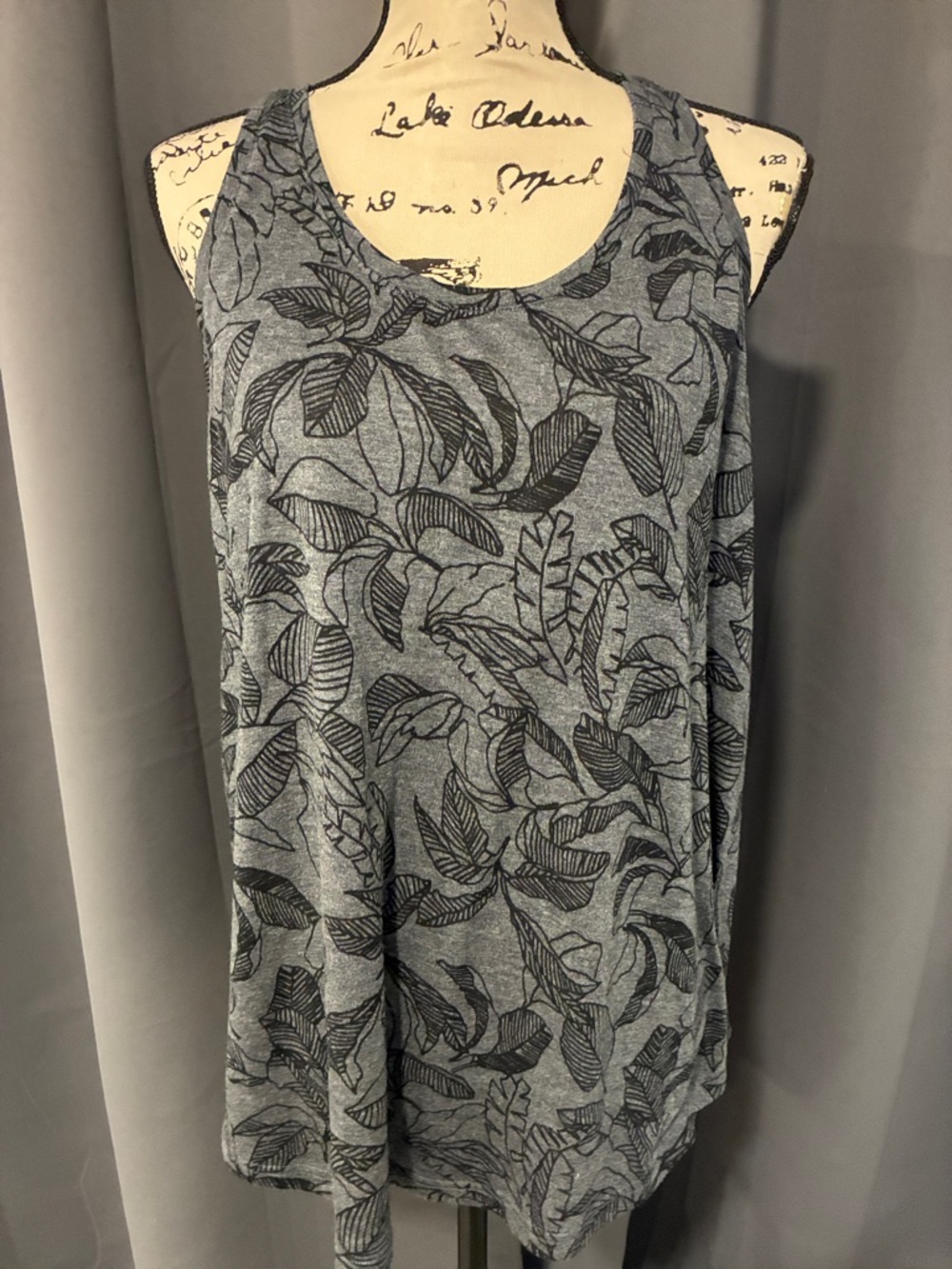 tek gear Black and Gray Leaf-Print Racerback Tank